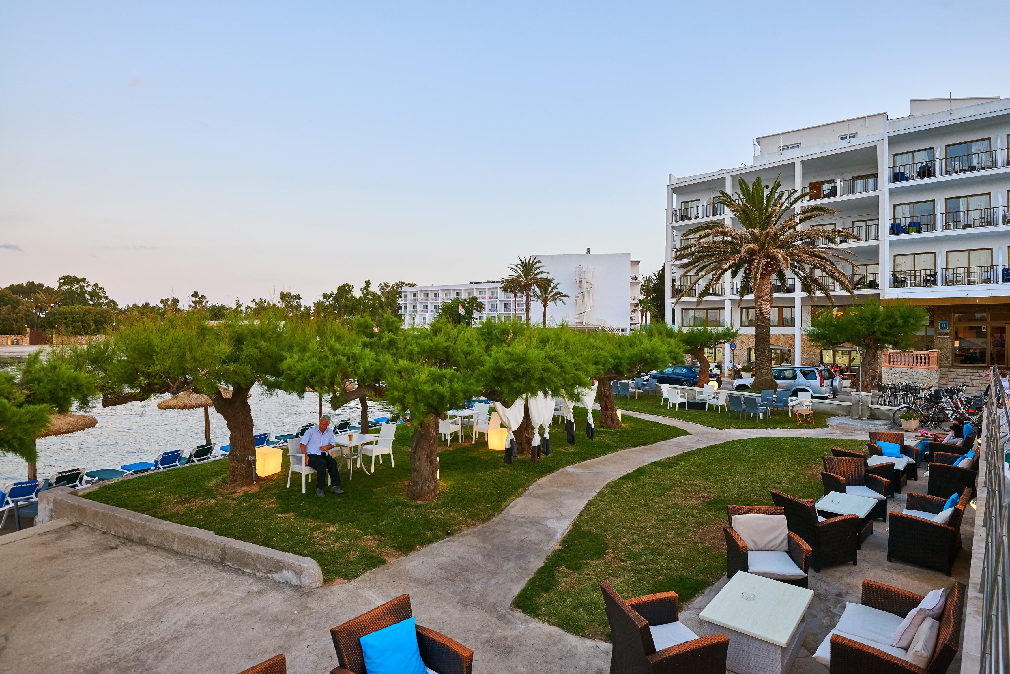 Hotel More Alcudia  Eksteriør billede